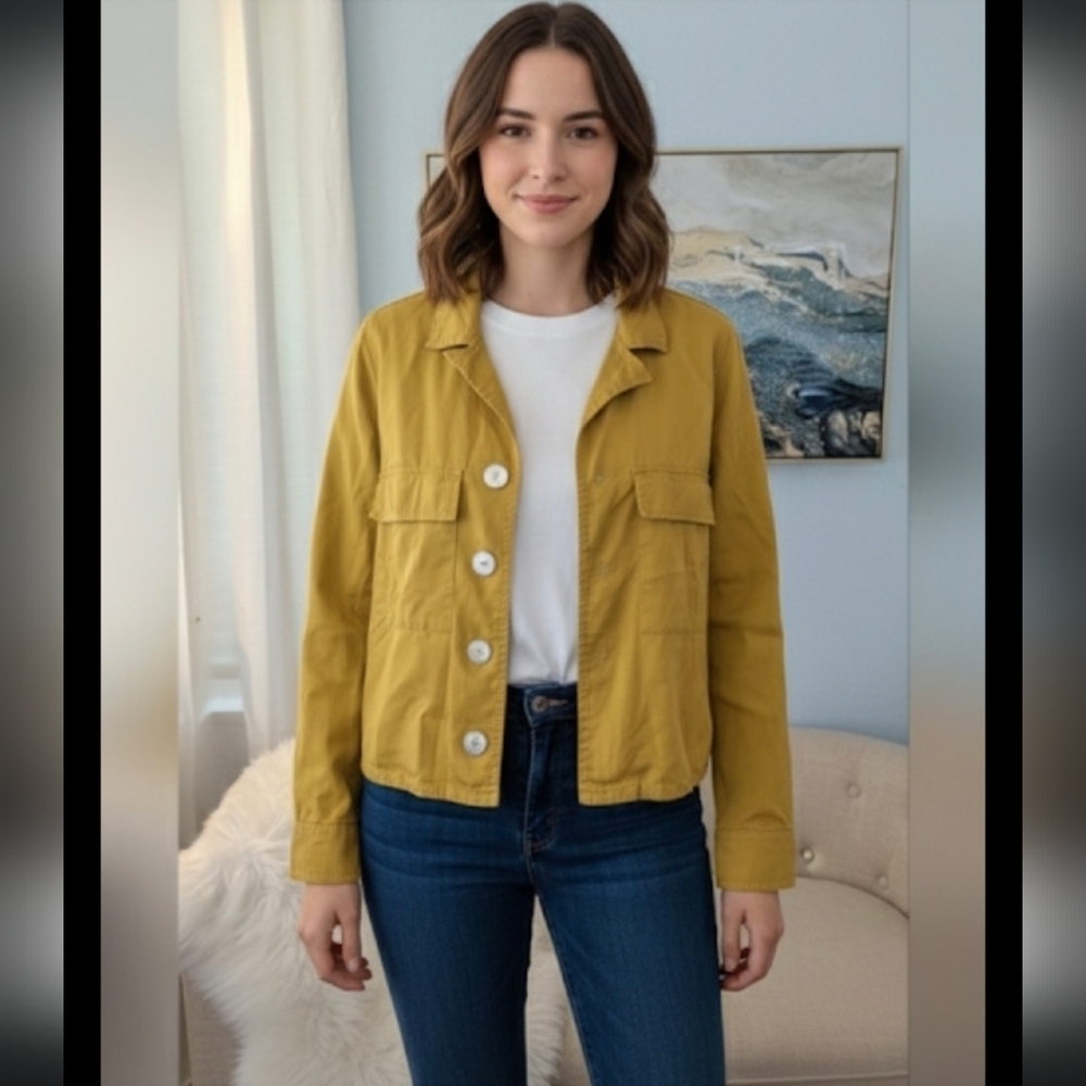 Kensie Woman's Mustard Yellow 100%Tencel Big Pocket Lightweight Size S.